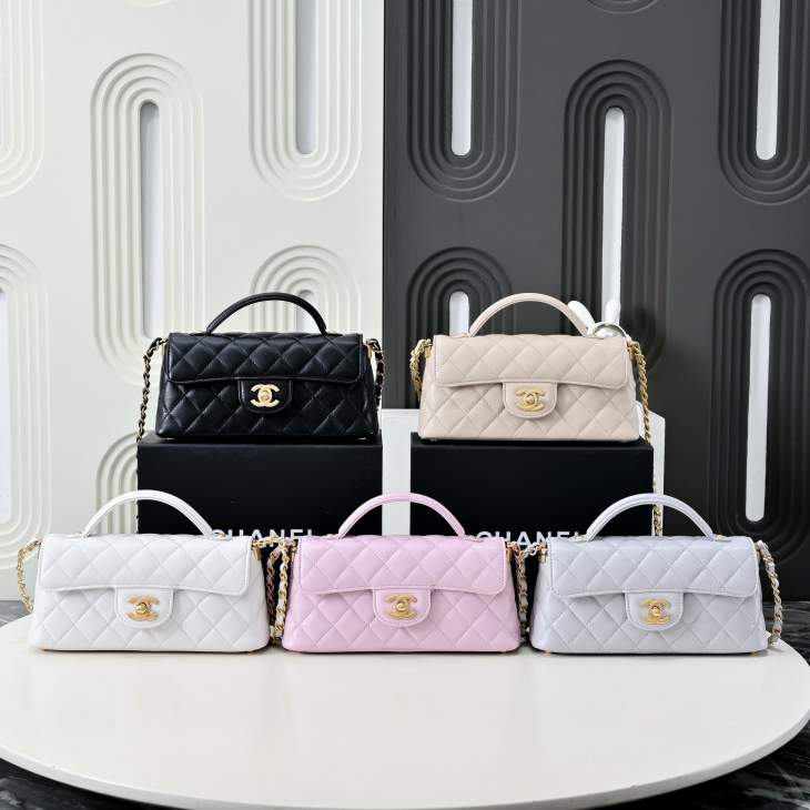 Picture of Chanel Handbags _SKUfw239860288fw